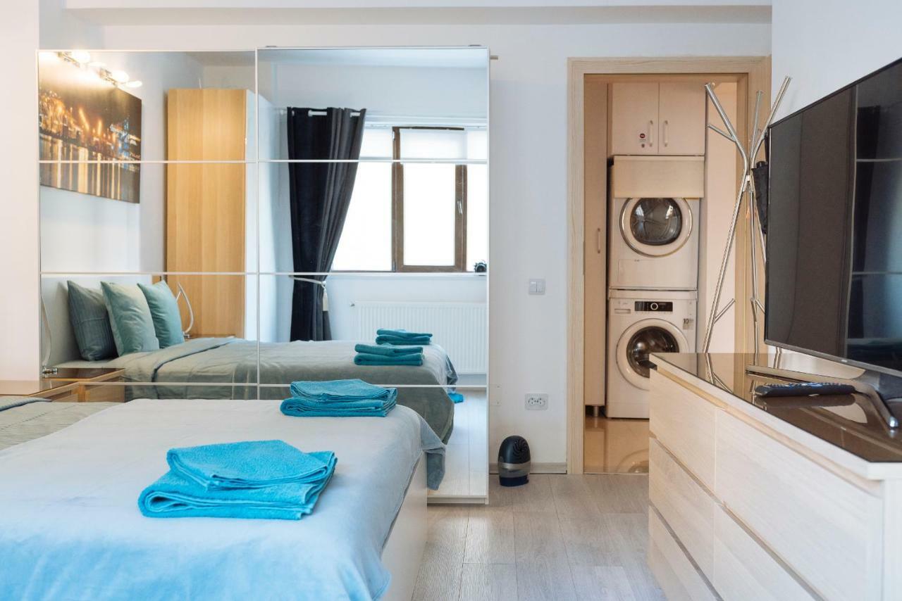 Apartamento Luxury Flat 8 Near Metro Bucarest Exterior foto